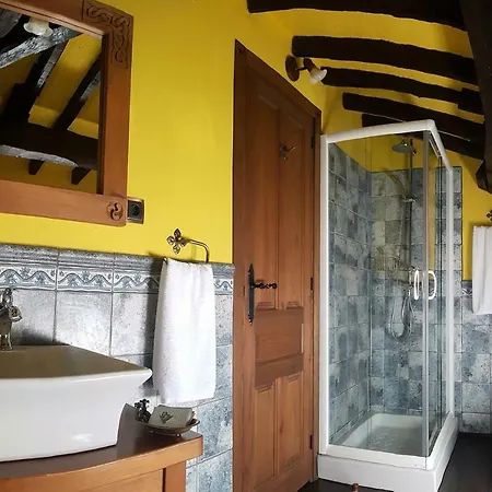 Country house La Casona De Sames